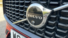 Volvo XC60 2.0 B5P Plus Dark 5dr AWD Geartronic Petrol Estate